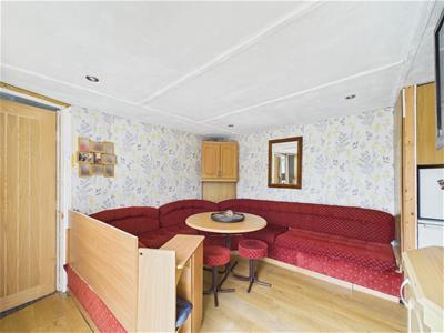 Picture 19